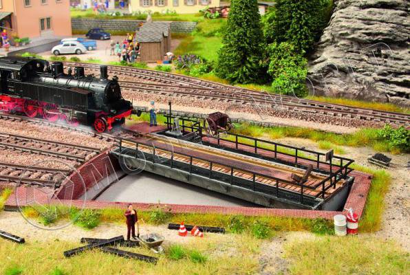 Сегментный поворотный круг NOCH. Масштаб H0