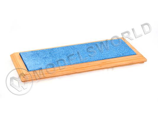 Основание под модель с голубым бархатом, 400х170х26 мм