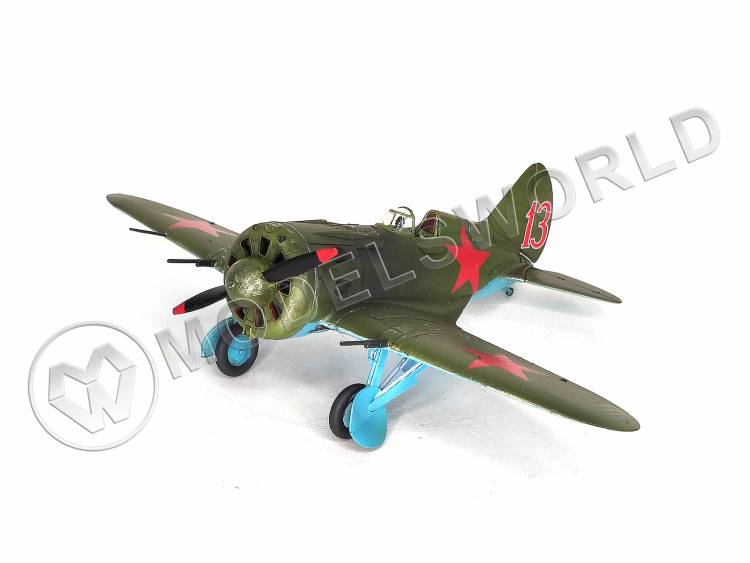 Готовая модель Советского истребителя И-16 тип 18 в масштабе 1:48 - фото 1