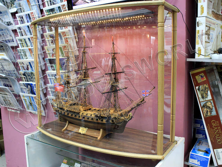 Готовая модель HMS Bellona 74-пушечного корабля британского флота, 1780 г. Масштаб 1:100 - фото 1