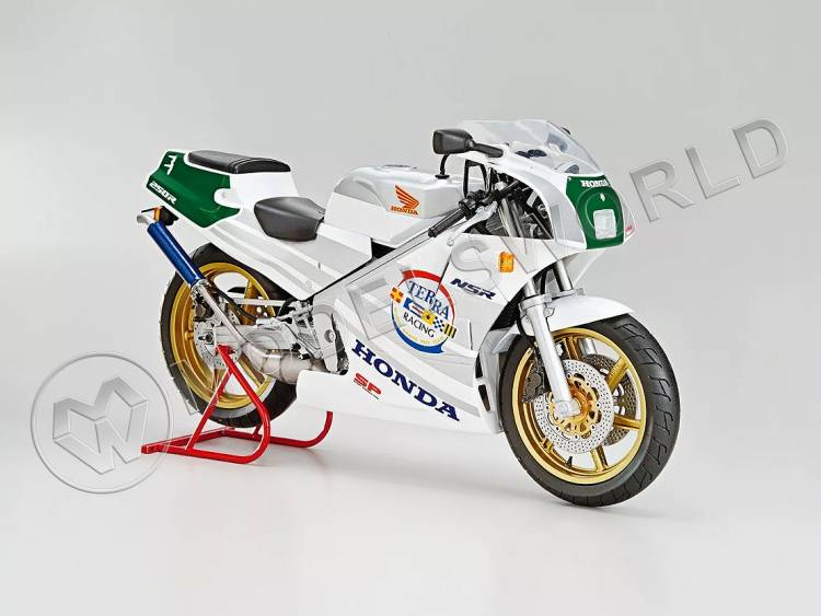 Склеиваемая пластиковая модель Honda MC18 NSR250R SP Custom '89. Масштаб 1:12 - фото 1
