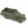 Склеиваемая пластиковая модель Советский бронетранспортер М-3 «Скаут» с пулеметом. Масштаб 1:100